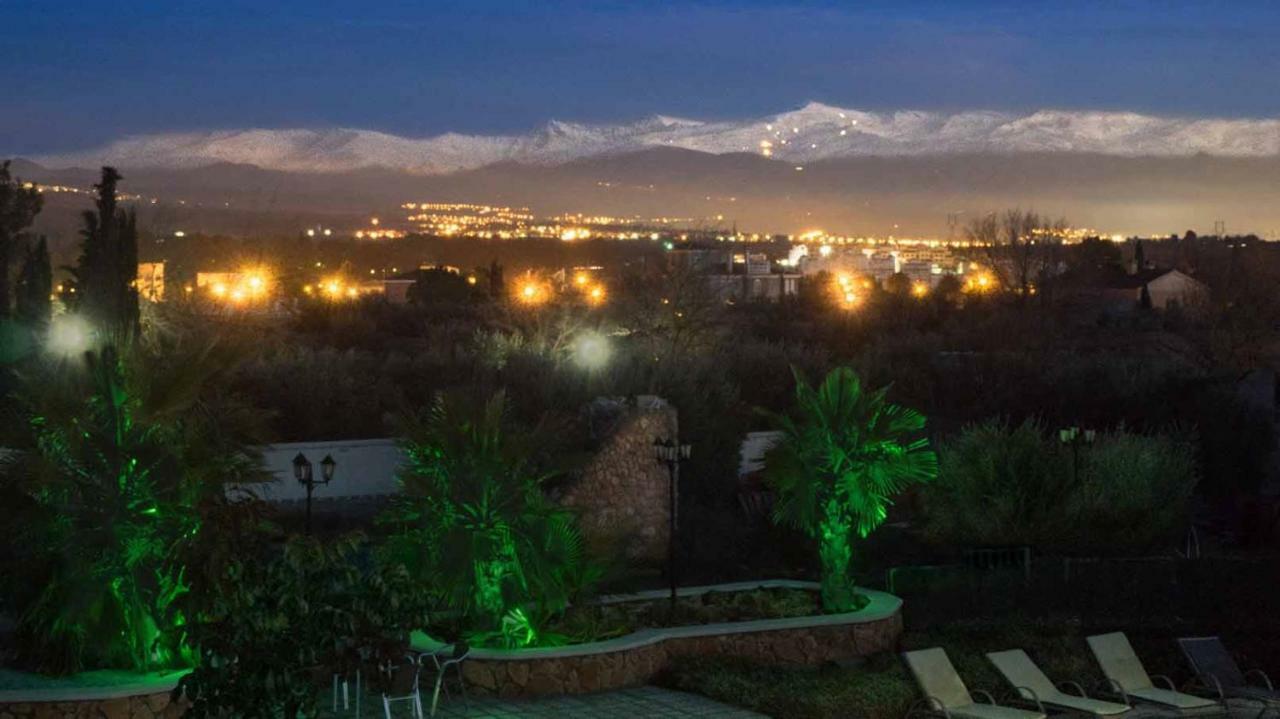 Villa Capricho De Luna Caparacena المظهر الخارجي الصورة